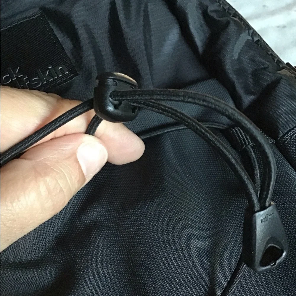 JACK WOLFSKIN, Unisex Wanderthirst Crossbody Shoulder Bag Phantom